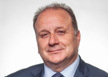 Carlos Gonçalves, candidato pelo círculo europeu pela Aliança Democrática